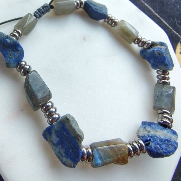 “Fomalhaut” Constellarium Bracelet | Labradorite & Lapis Lazuli | Adjustable | - Picture 3 of 7